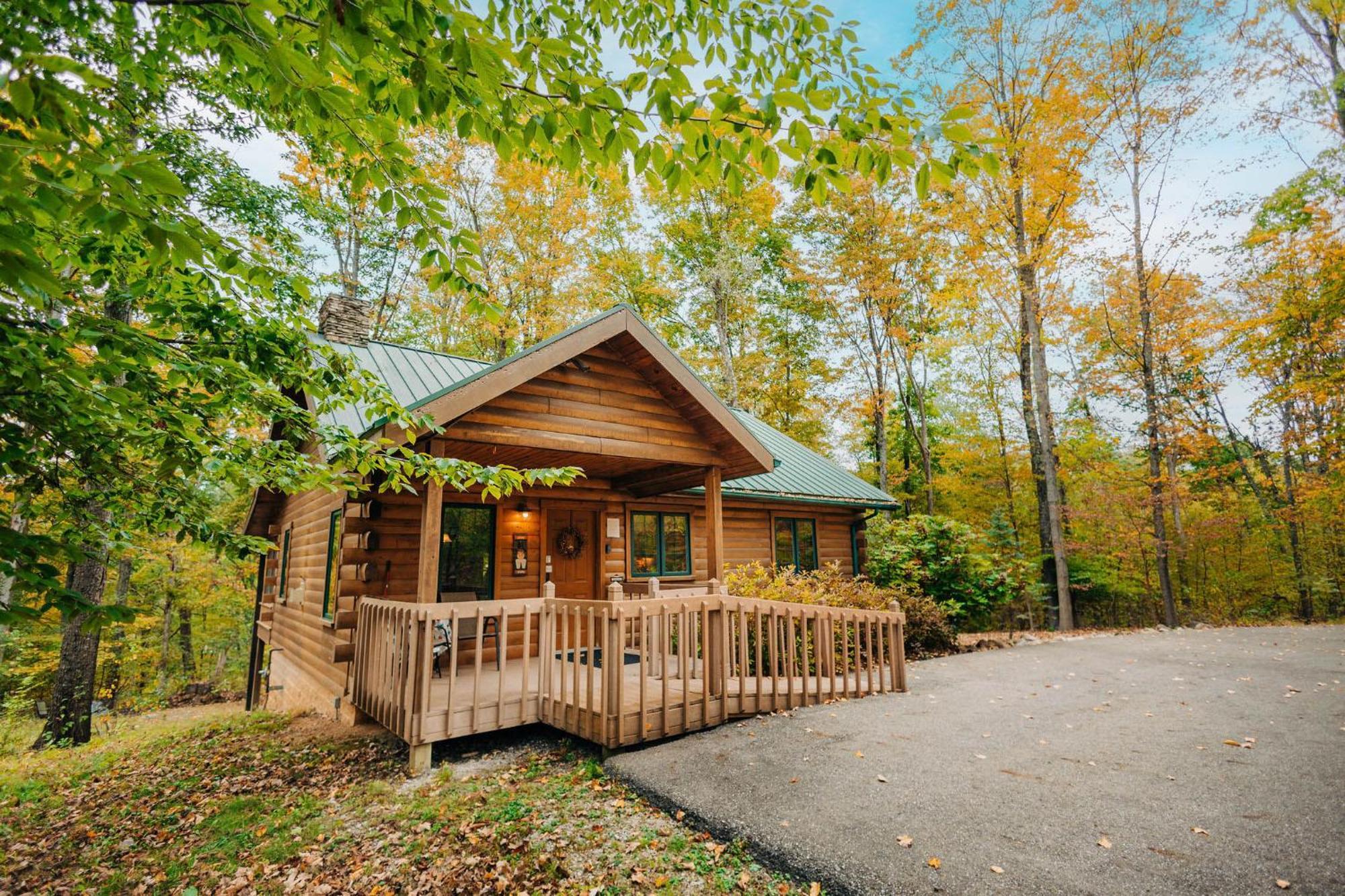 Ferngully Creek Cabins Millersburg Exteriör bild